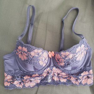 Lace balconette bra